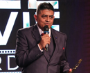 Mumbai: Gajrao Rao defies odds to claim Best Actor Award @ News18 Reel Awards